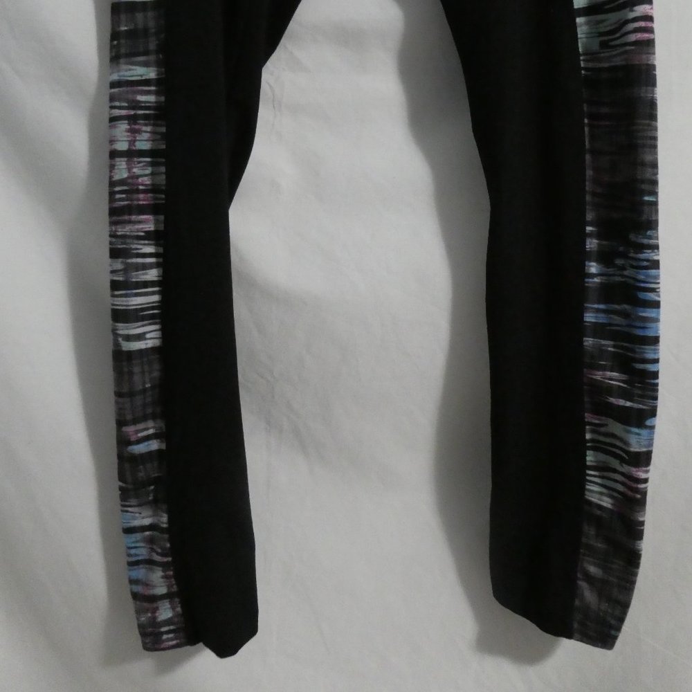 Black leggings, size small, side design, GUC - Picture 7 of 15